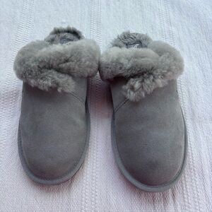 Koolaburra by UGG Milo Women's Slipper in a gray color  size womens 9